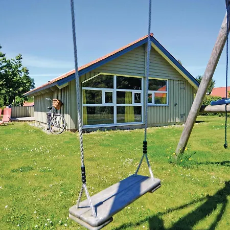 Five-bedroom Holiday In Ferienhaus *